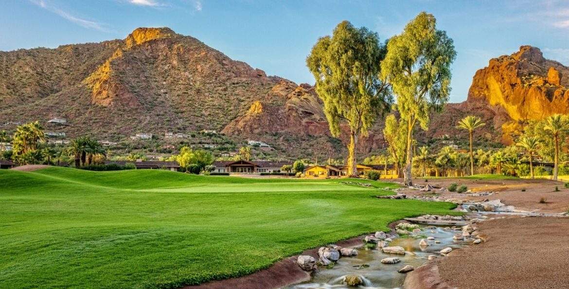 Luxury golf course community in Scottsdale AZ with mountain views